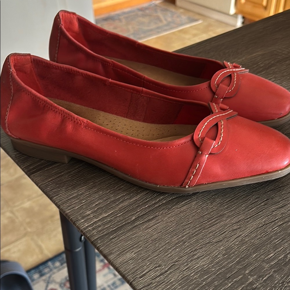Clarks Red Leather Bow-Accent Flats